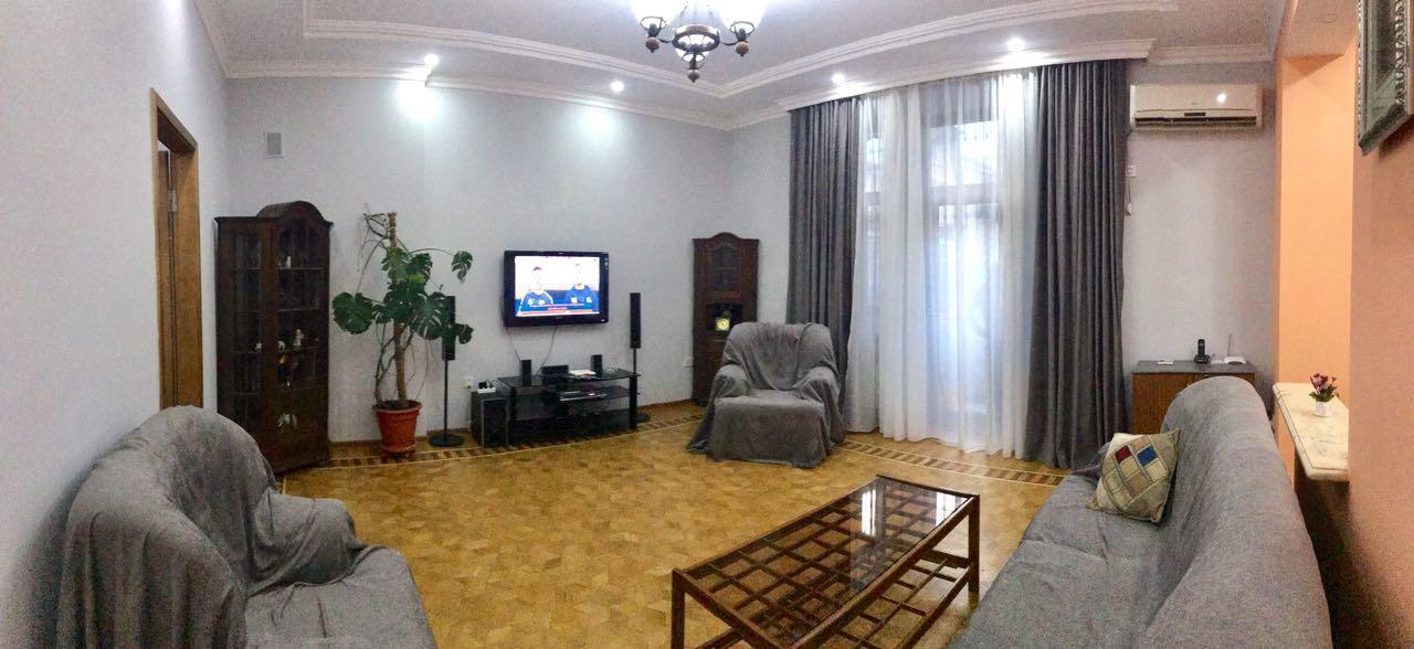 Calm Center Of Baku Apartment Ngoại thất bức ảnh