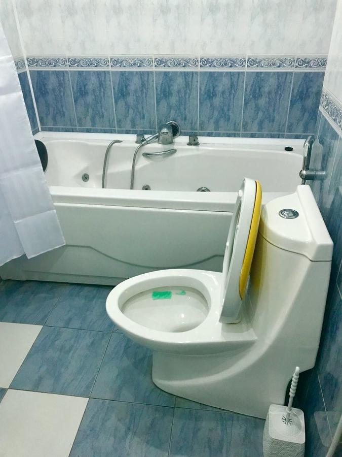 Calm Center Of Baku Apartment Ngoại thất bức ảnh