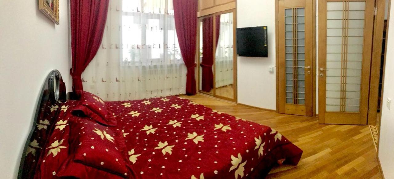 Calm Center Of Baku Apartment Ngoại thất bức ảnh